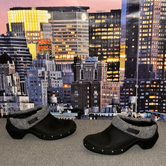 Women's Merrell clogs size 7 - Picture 1 of 6